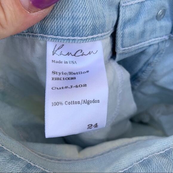 KanCan mid rise boyfriend fit distressed jean shorts Size 24 - Picture 7 of 9